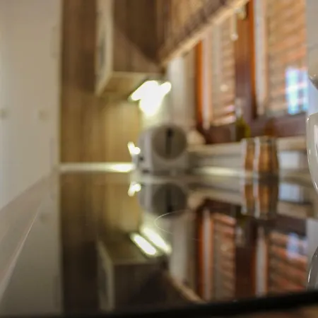 アパート Hrabar トロギール