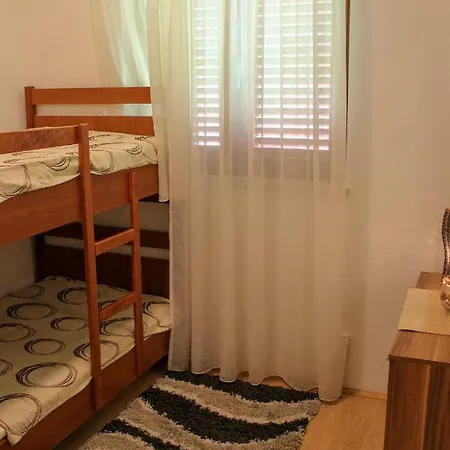 Apartment Hrabar